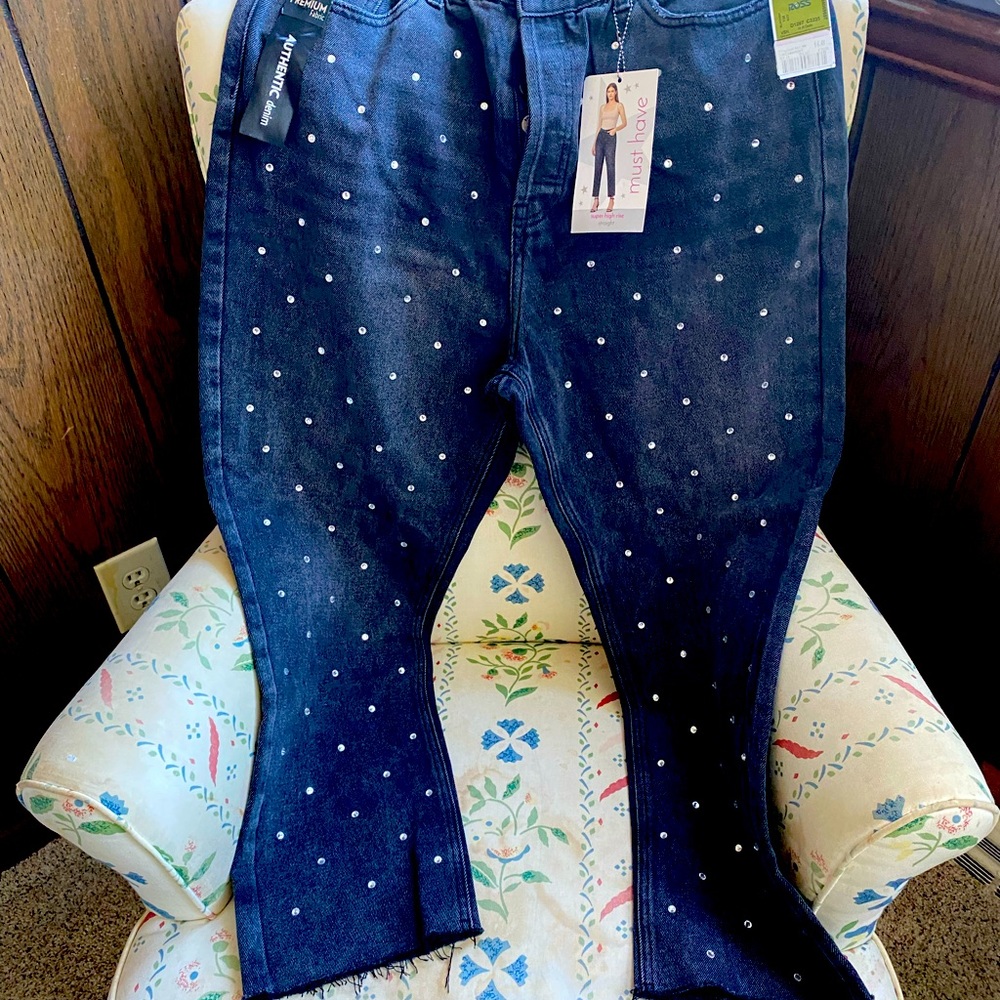 Woman’s Diamond studded blue denim.